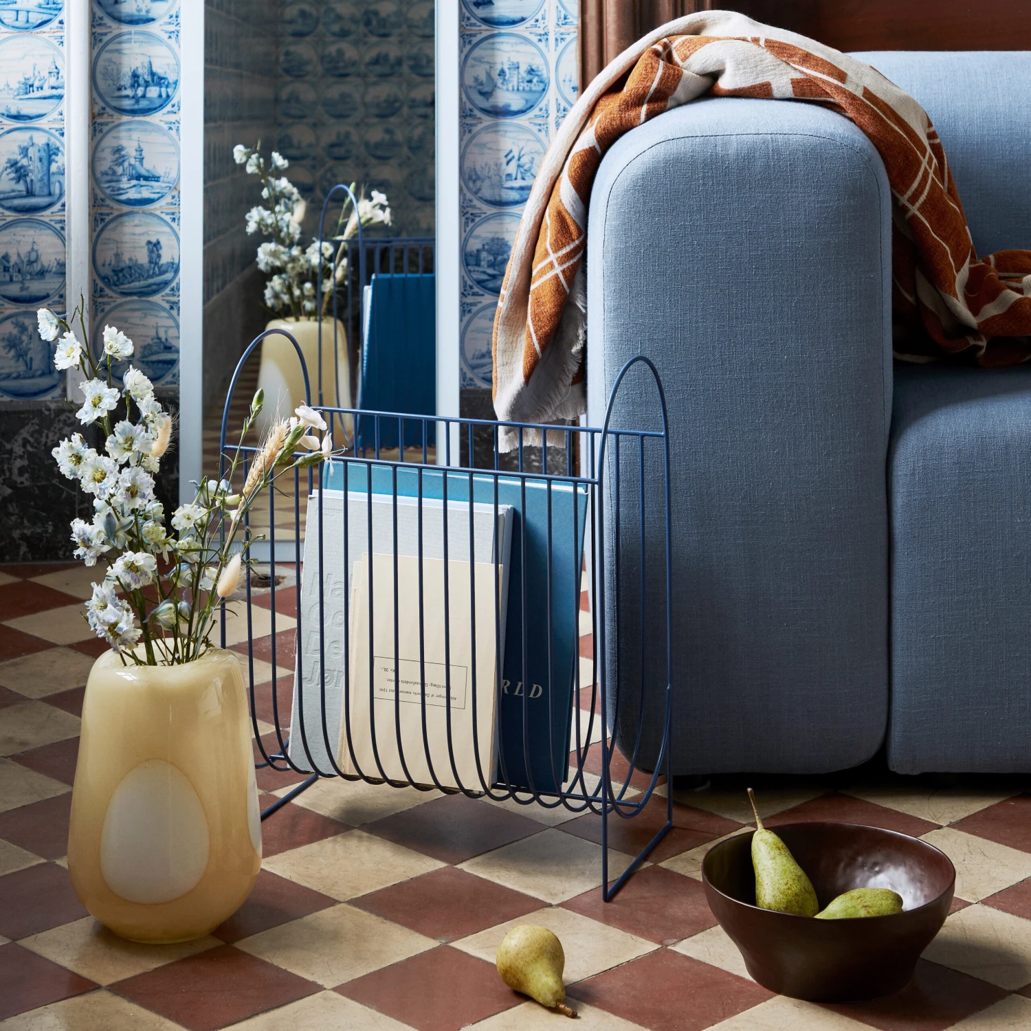 Broste Copenhagen Ada Dot Glasvase 26cm 5 Broste Copenhagen Ada Dot Glasvase 26cm – Bild 3