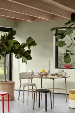 Broste Copenhagen Oda Esstisch Ø120cm 9 Broste Copenhagen Oda Esstisch Ø120cm -Broste Copenhagen 512254 01 4 EnvironmentImage 0a5ba961ca