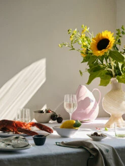 Broste Copenhagen Rosario Vase 25cm -Broste Copenhagen 577010 01 41 EnvironmentImage d94eefda2c