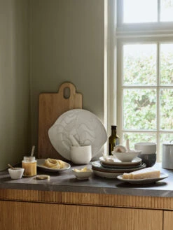 Broste Copenhagen Pesce Teller 30 X 34,6cm 9 Broste Copenhagen Pesce Teller 30 X 34,6cm -Broste Copenhagen 577067 01 41 EnvironmentImage e081c8214a