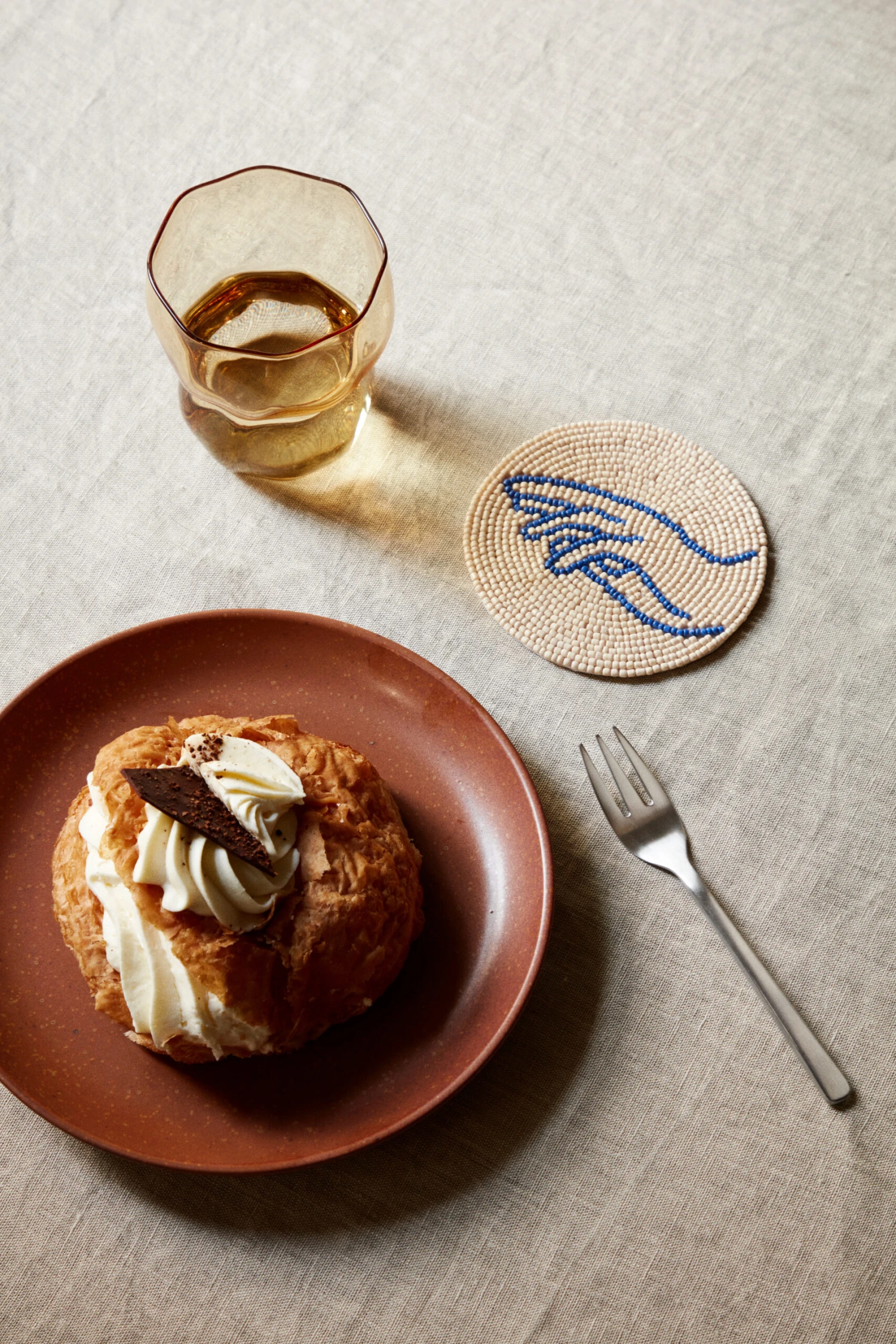 Broste Copenhagen Eli Kleiner Teller Ø20cm 5 Broste Copenhagen Eli Kleiner Teller Ø20cm – Bild 3